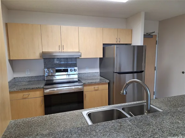 1315 Kalakaua Ave APT 1706, Honolulu, HI 96826