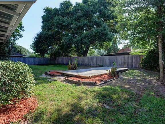 3rd image of 15825 Deep Creek Ln