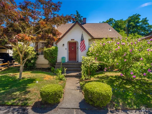 1206 Adele Street, Sumner, WA 98390