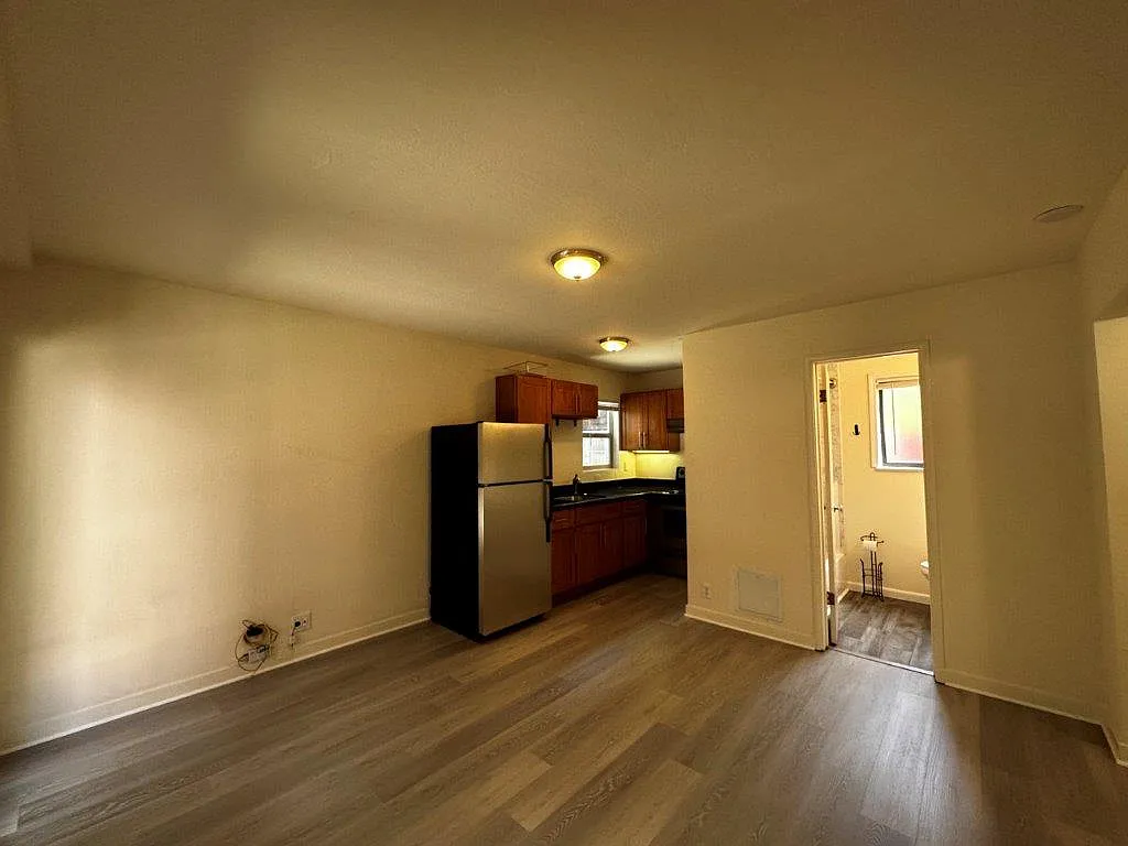 1618 Milvia Street — Photo 3