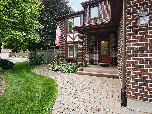 3rd image of 27 Cullen Ct