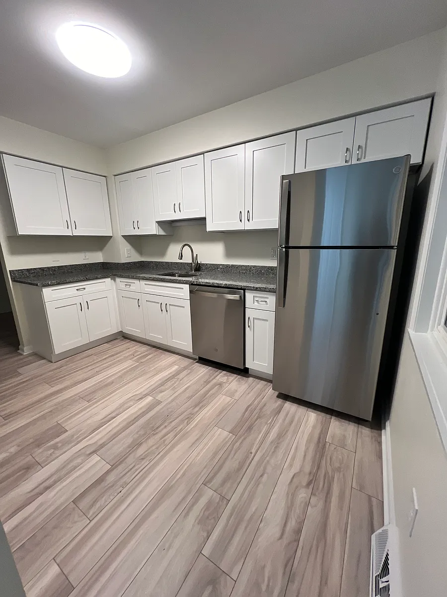 Building Photo - Shaker Heights Apartments