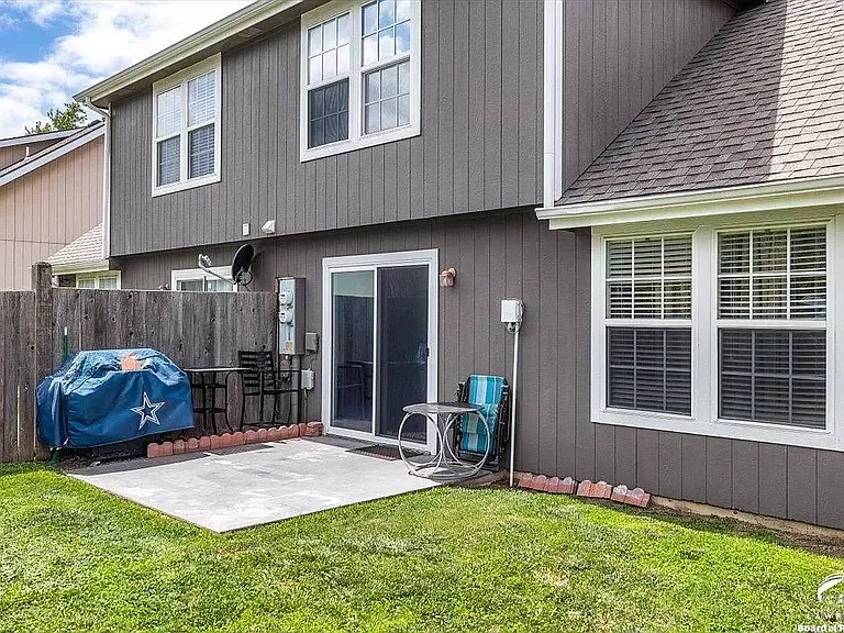 3511 Fieldstone Ct — Photo 13