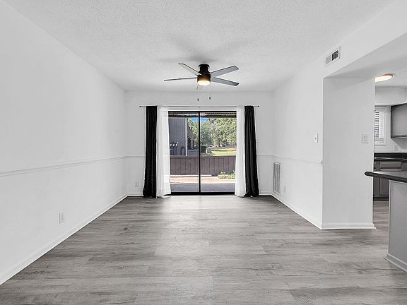 4th image of 10301 N Kings Hwy. #6-3