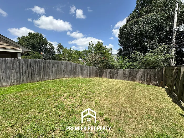 4396 Forest Valley Cv — Photo 18