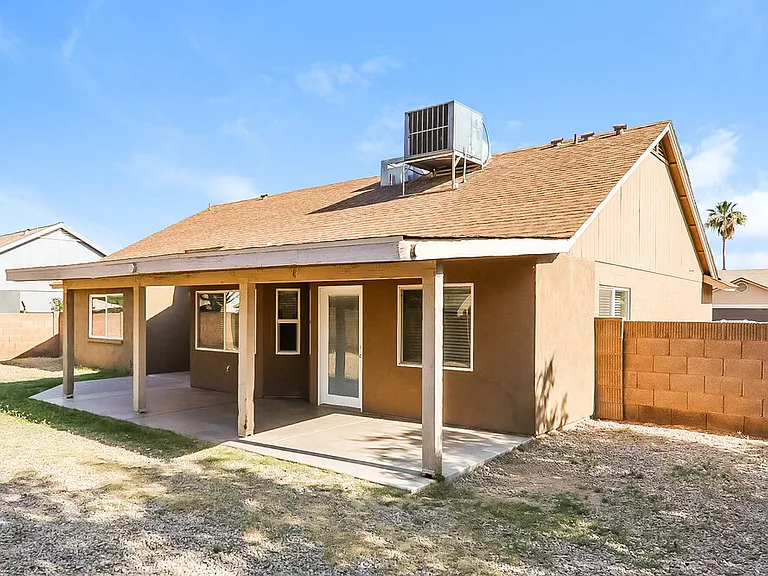 10801 W Wagon Wheel Dr — Photo 15