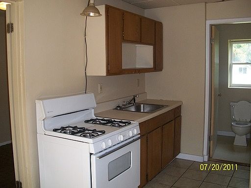3rd image of 1386 Pocono Blvd APT 106