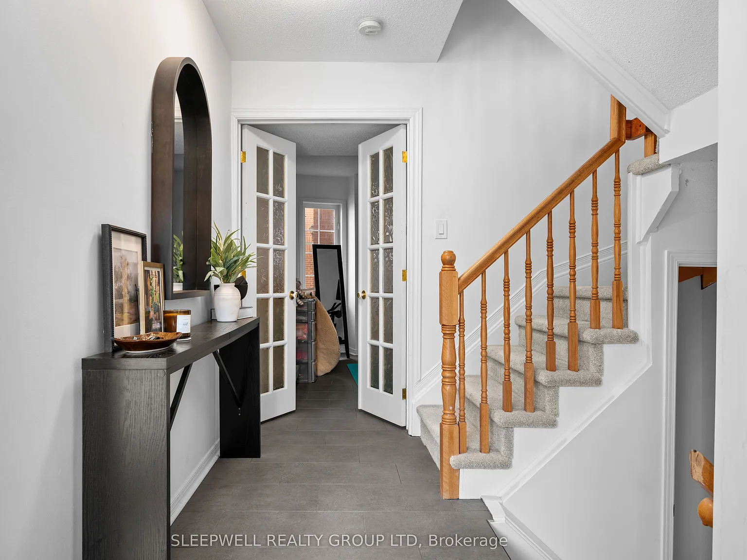 2 bed, $3,500 — Photo 3