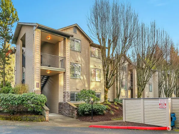 25025 SE Klahanie Boulevard #J101, Sammamish, WA 98029