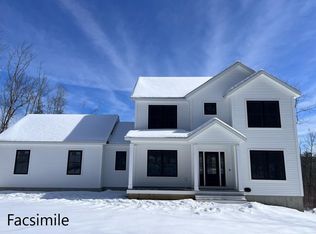 430 Dawn Ct #20, Pembroke, NH 03275