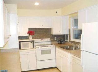 16 Longview Dr, Newark, DE 19711