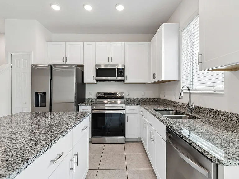 34214 Rogallo Ln — Photo 33