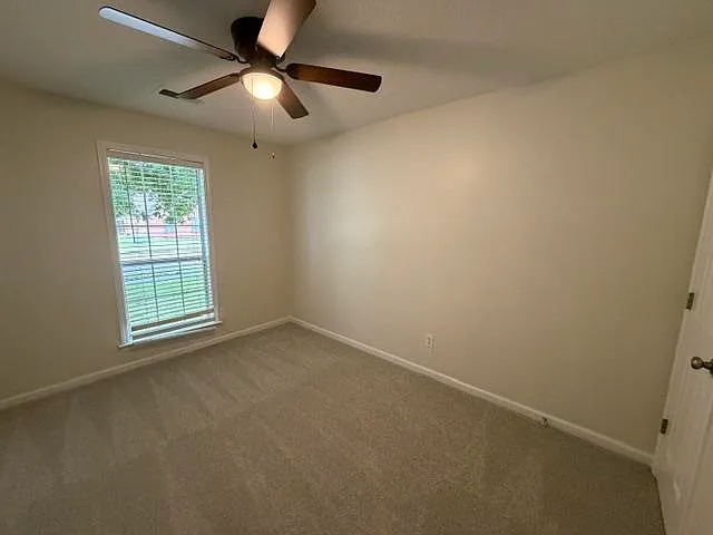 11196 Cashmere Woods Dr — Photo 8