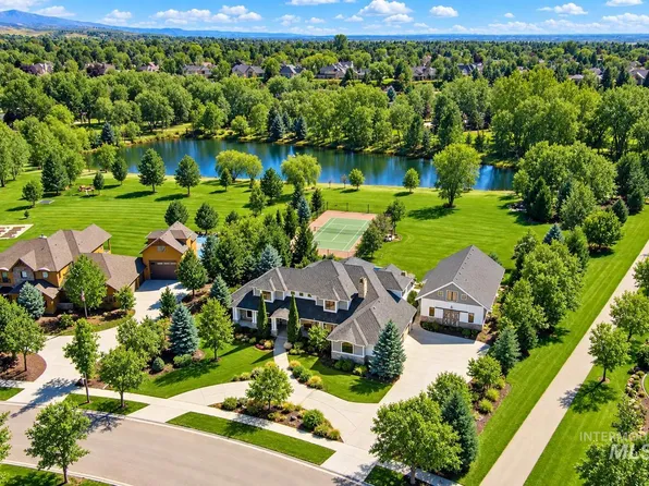 2230 N Vizcaya Way, Eagle, ID 83616