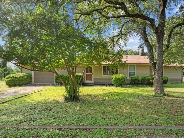 356 County Road 1700, Clifton, TX 76634