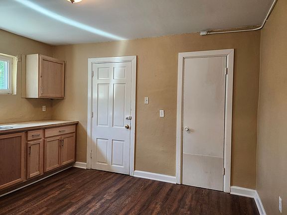 3rd image of 1906 Sharp St APT B