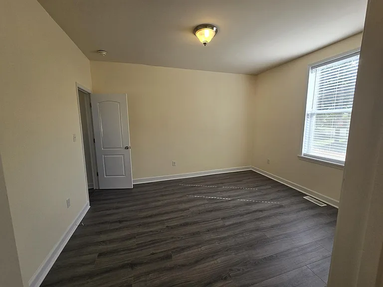 2021 National St #1 — Photo 10