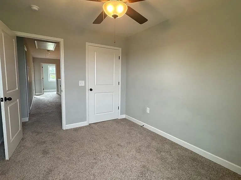 1257 Bluebird Rd — Photo 7