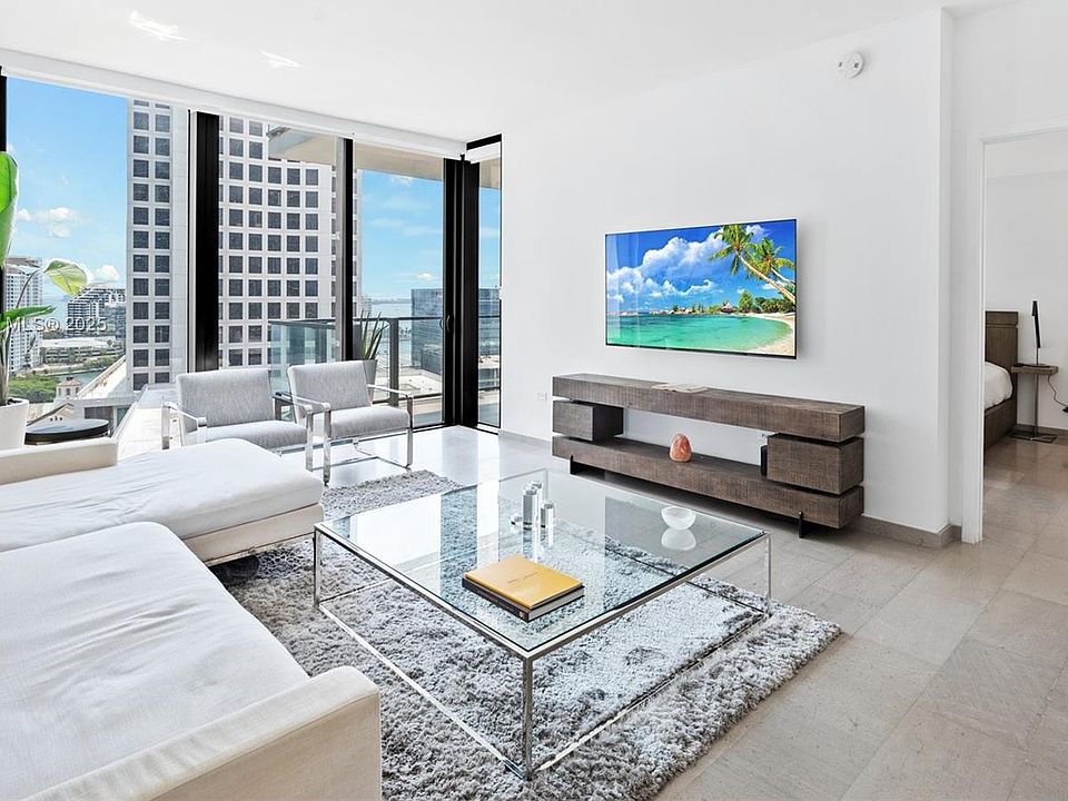 1st image of 68 SE 6th St #1405