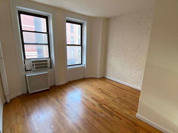 4th image of 406 E 9th St #2F