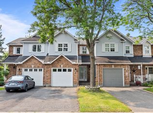3 Kalbrook St, Ottawa, ON K2T1A8
