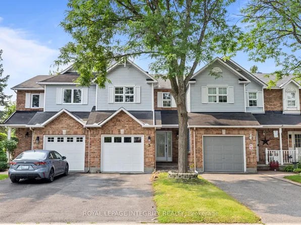 3 Kalbrook St, Ottawa, ON K2T 1A8