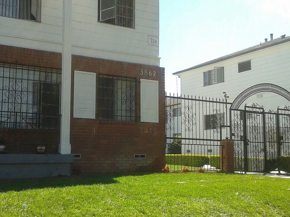 1st image of 3868 Potomac Ave APT 1