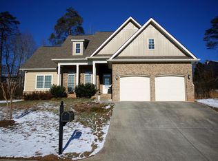 113 Crossroads Blvd, Oak Ridge, TN 37830