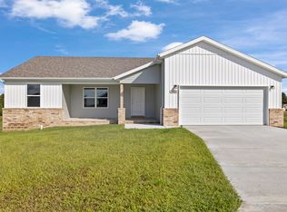 2060 S Faith Ct, Bolivar, MO 65613