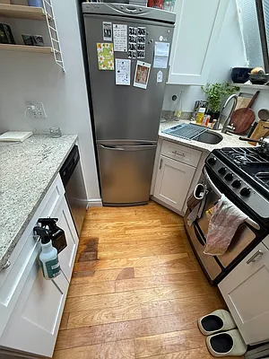 Rented by Buchbinder & Warren | media 8