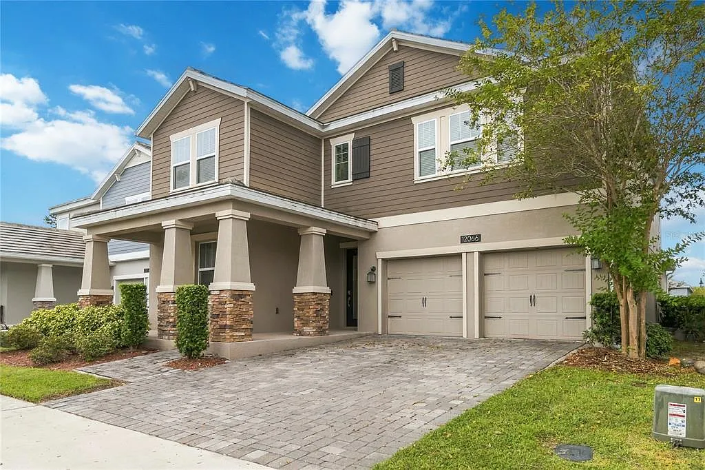 5 bed, 3.5 bath, 3956 sqft, $4,300 — Photo 4