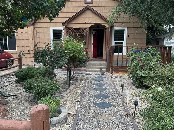 213 W Montana Ave, Homedale, ID 83628