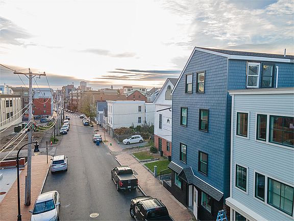 5th image of 69 Newbury Street