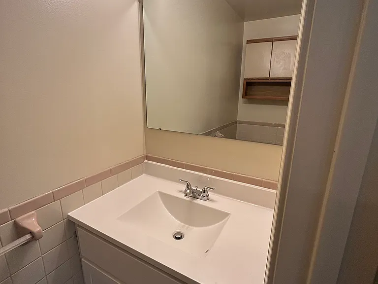 245 Mercer Ave #A — Photo 5