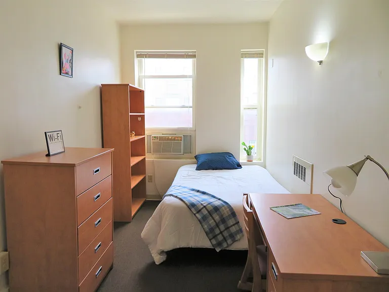 156 E State St #4 — Photo 23