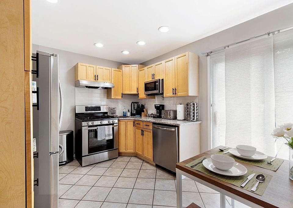 2024 Rowland Ave, photo 11
