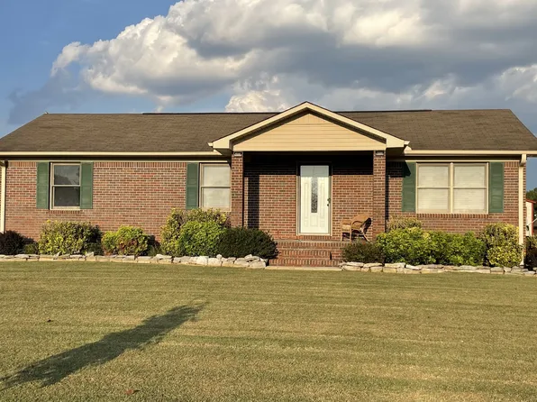25 Mandy Ln, Fayetteville, TN 37334
