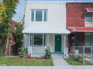 5383 Chillum Pl NE, Washington, DC 20011