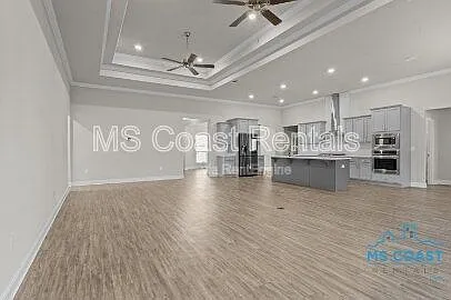 8712 Park Ridge Ct — Photo 10