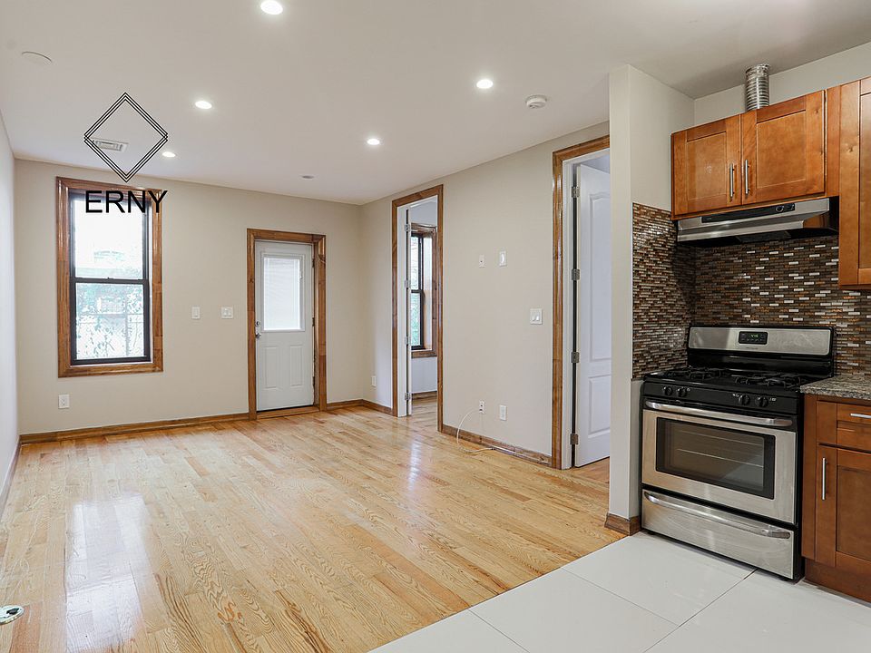 1st image of 1573 Lincoln Pl #2J