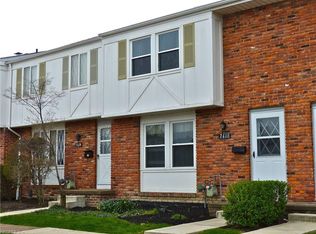 7436 Duke Ct #F, Mentor, OH 44060
