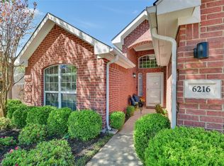6216 Gillispie Dr, Fort Worth, TX 76132