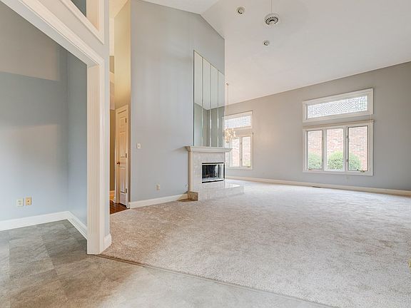 5th image of 2053 Sussex Pl