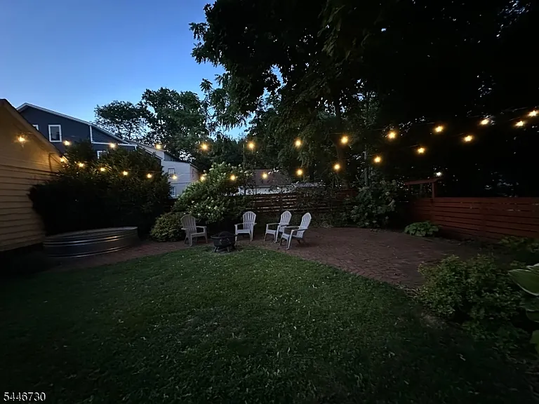 86 Jacoby St — Photo 25