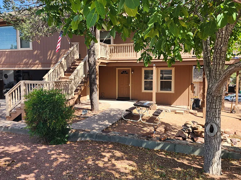 206 E Jura Cir #2 — Photo 2