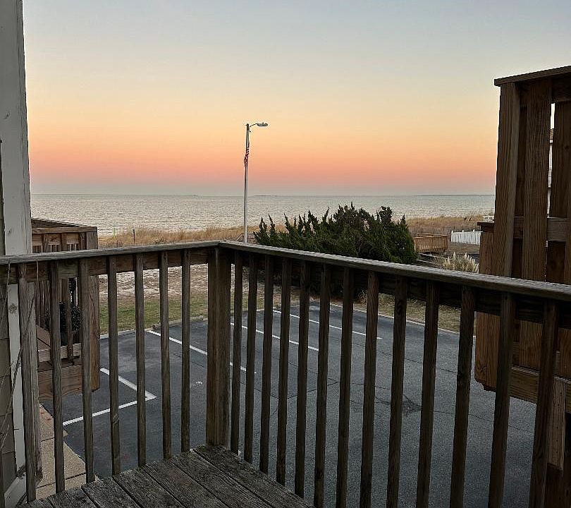 1st image of 1044 E Ocean View Ave