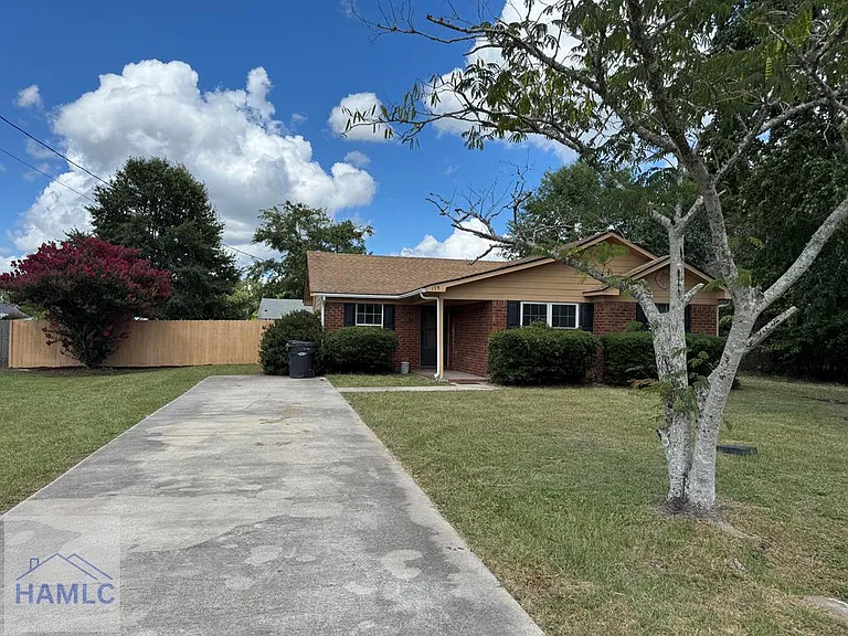 179 Crosby Dr — Photo 1