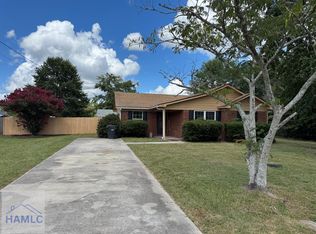 179 Crosby Dr, Hinesville, GA 31313