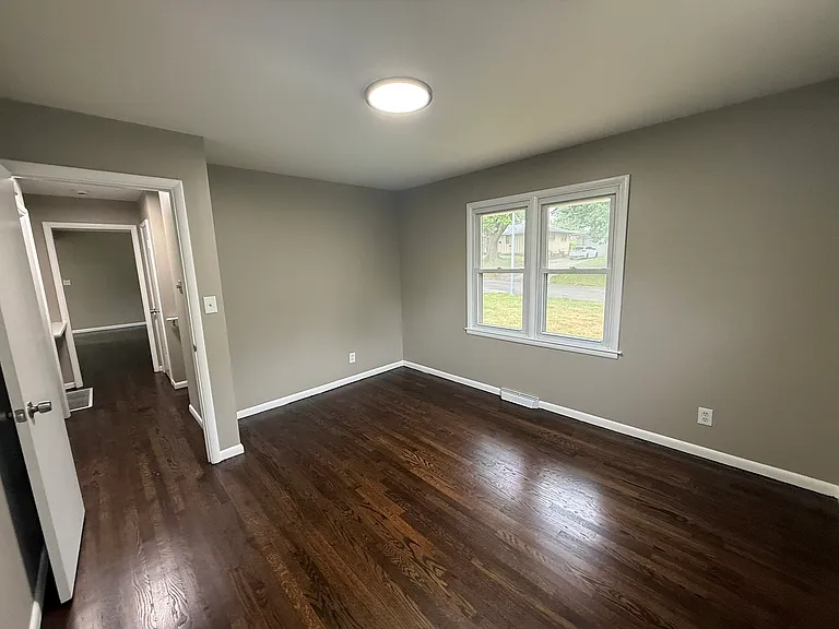 5546 N Woodland Ave — Photo 17