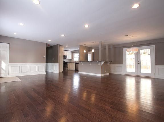 2nd image of 345 Nogales St